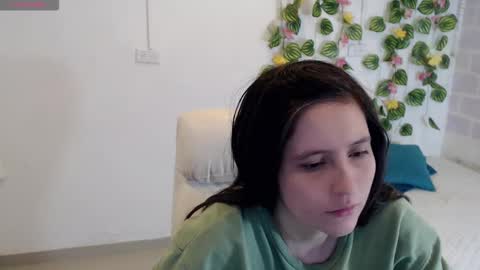 Tania  online show from December 20, 2:46 pm