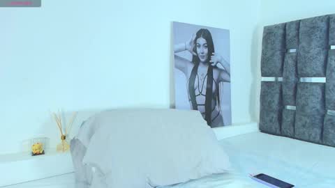 Tania online show from November 6, 11:33 am