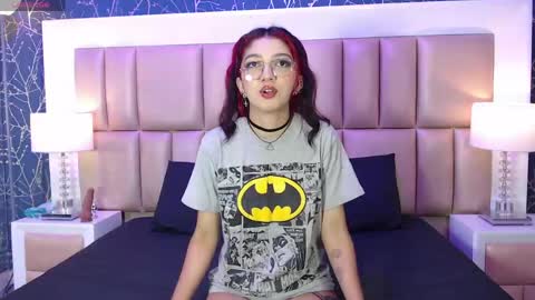 Snapshot of taniapierce chatting on June 7, 12:31 pm Tania Pierce online show from June 7, 12:31 pm