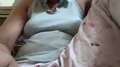 Snapshot of taniya_roy4628 chatting on April 27, 6:55 am taniya_roy4628 online show from April 27, 6:55 am