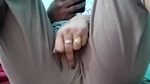 Snapshot of taniya_roy4628 chatting on June 9, 9:32 am taniya_roy4628 online show from June 9, 9:32 am