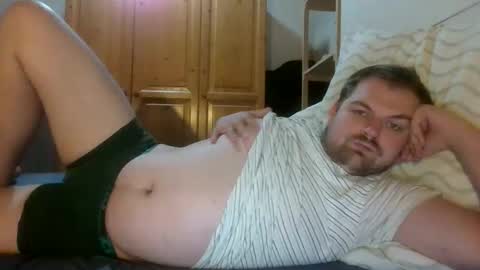 Snapshot of tannah2 chatting on September 16, 8:21 pm tannah2 online show from September 16, 8:21 pm