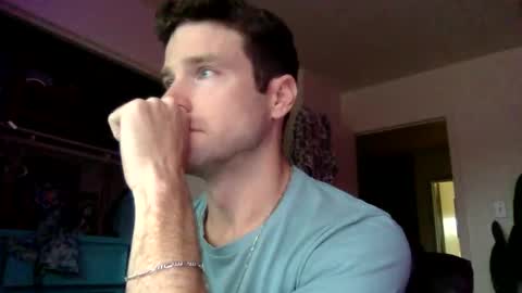 Dr. Love online show from April 18, 7:51 pm