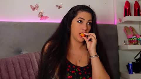 Tania online show from November 26, 6:03 am