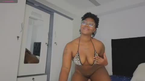 Snapshot of tanyyaa chatting on July 12, 7:27 pm Tanya online show from July 12, 7:27 pm