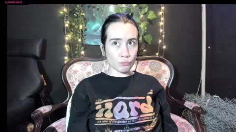 Snapshot of tara_joi chatting on January 8, 6:31 pm Tara online show from January 8, 6:31 pm