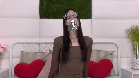 taraharriss online show from September 15, 9:31 am