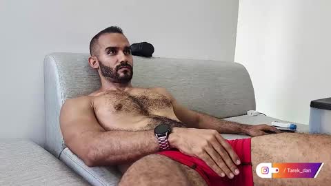 Snapshot of tarek_dan chatting on March 7, 1:29 pm Tarek online show from March 7, 1:29 pm