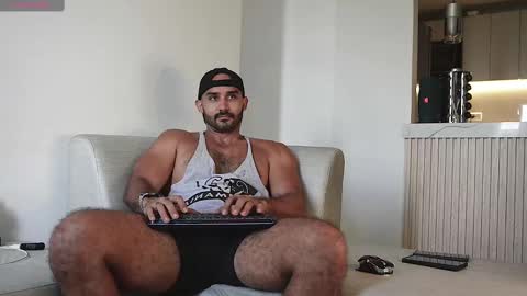 Snapshot of tarek_dan chatting on September 30, 6:57 pm Tarek online show from September 30, 6:57 pm