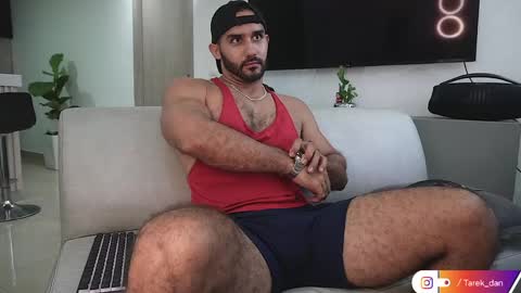 Tarek online show from April 18, 8:09 pm