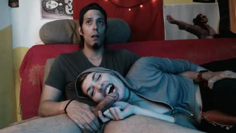 Snapshot of tarian_xxx chatting on April 2, 7:44 pm T J online show from April 2, 7:44 pm