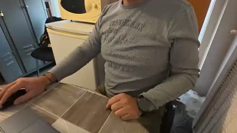 Snapshot of tarkan198 chatting on November 22, 7:07 am tarkan198 online show from November 22, 7:07 am