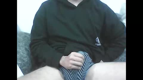 Snapshot of tarzan_duro chatting on April 8, 7:58 pm tarzan_duro online show from April 8, 7:58 pm