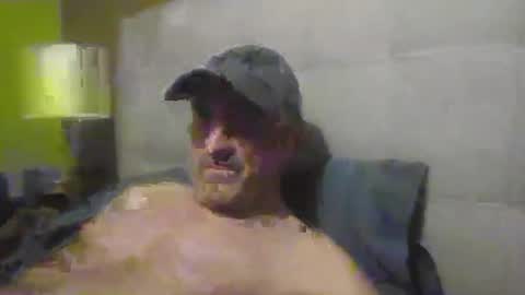 Snapshot of tarzeny77 chatting on April 30, 3:13 am tarzeny77 online show from April 30, 3:13 am