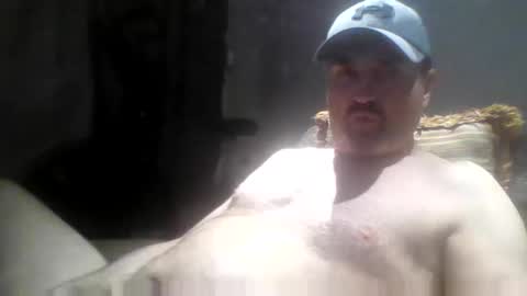 Snapshot of tarzeny77 chatting on June 6, 1:11 am tarzeny77 online show from June 6, 1:11 am