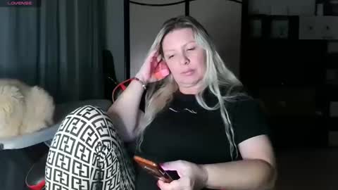 Tasha  Moon online show from October 24, 5:09 pm