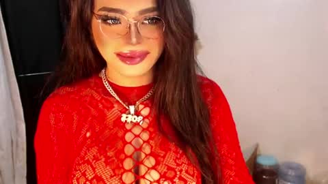 Snapshot of tasha_goddess chatting on June 5, 3:24 am tashaa online show from June 5, 3:24 am