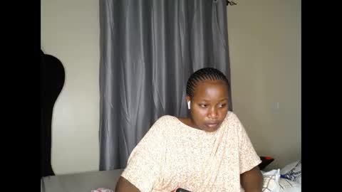 Snapshot of tasha_kimmy chatting on September 13, 6:08 pm Ireen online show from September 13, 6:08 pm