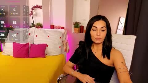 Snapshot of tashahoney chatting on December 13, 9:09 pm Tasha online show from December 13, 9:09 pm