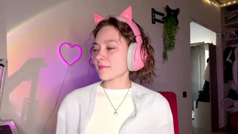 Darlin online show from May 6, 10:26 pm