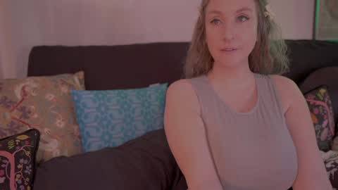 Snapshot of task_manager chatting on December 29, 3:24 pm Vivian Clark online show from December 29, 3:24 pm