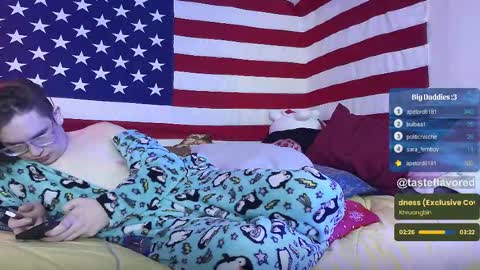 Snapshot of tasteflavored_femboy chatting on February 25, 7:14 pm Taste online show from February 25, 7:14 pm