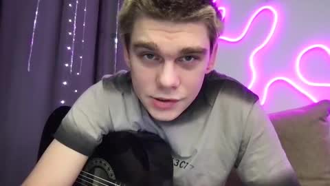 tasteithorny online show from March 8, 6:05 pm