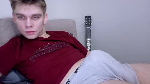 tasteithorny online show from April 22, 1:08 am