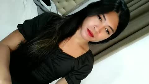 Snapshot of tasteofinnocent69 chatting on January 31, 7:11 pm online show from January 31, 7:11 pm