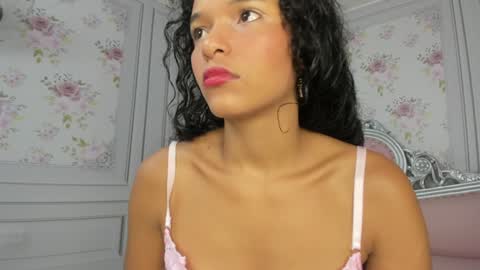Snapshot of tasty_desires chatting on December 18, 10:19 am TATIS online show from December 18, 10:19 am