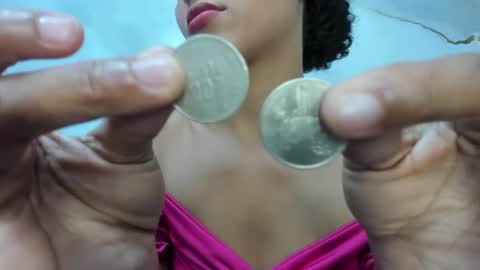 Snapshot of tasty_desires chatting on February 15, 9:05 am TATIS online show from February 15, 9:05 am