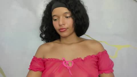 Snapshot of tasty_desires chatting on February 18, 8:05 am TATIS online show from February 18, 8:05 am