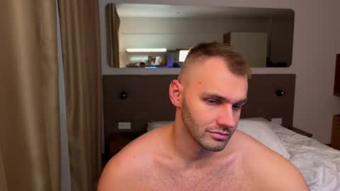 My shows 2100500 UTC3 online show from November 14, 7:34 pm