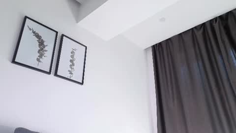 RHEA  pronanciation like Reya   online show from June 19, 11:36 am