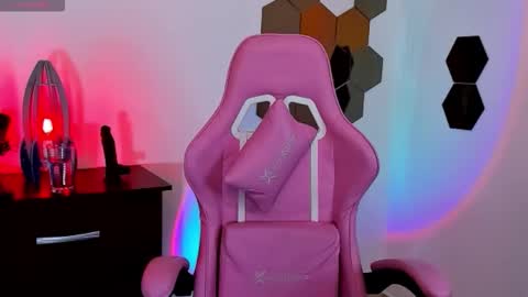 Snapshot of tastymeli8 chatting on September 27, 12:48 am Meli online show from September 27, 12:48 am