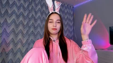 Snapshot of tate_angel chatting on December 3, 4:17 pm Tate online show from December 3, 4:17 pm