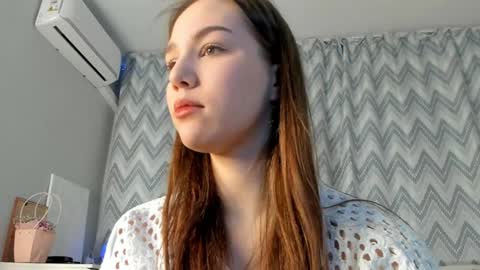 Snapshot of tate_angel chatting on February 7, 6:13 pm Tate online show from February 7, 6:13 pm