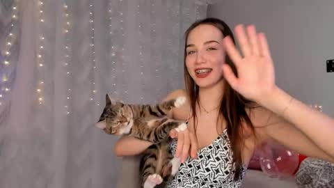 Snapshot of tate_angel chatting on February 15, 6:12 pm Tate online show from February 15, 6:12 pm