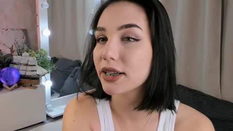 Snapshot of tate_angel chatting on September 20, 6:20 pm Tate online show from September 20, 6:20 pm