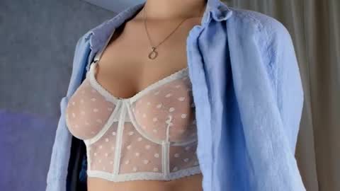 Snapshot of tate_angel chatting on October 12, 6:18 pm Tate online show from October 12, 6:18 pm