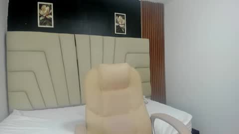 tati_galeano online show from October 23, 11:20 am