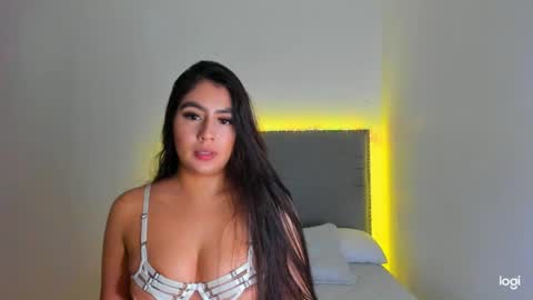 Snapshot of tatiana_2000 chatting on May 19, 1:56 am Tatiana online show from May 19, 1:56 am
