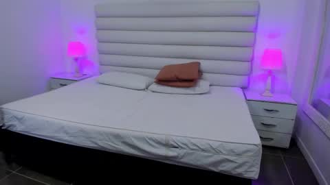 tatiana_arboleda online show from September 24, 10:51 am