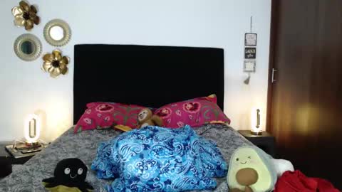 tatiana_monteros online show from October 21, 11:38 pm