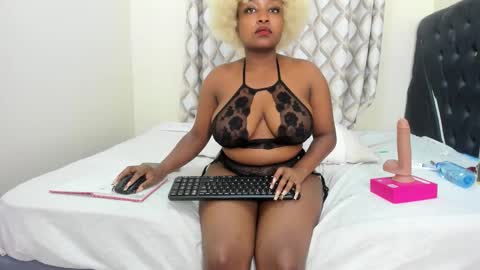 tatiana_storm online show from February 15, 8:49 pm