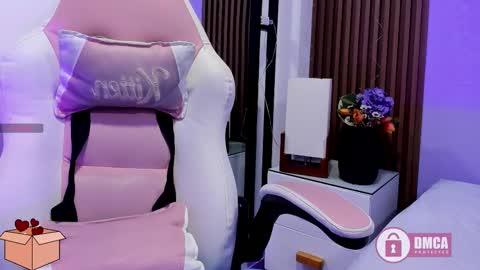 i am tatiana  online show from February 21, 12:06 pm