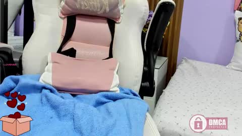 i am tatiana  online show from March 12, 12:44 pm