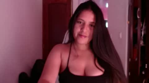 tatianaez22 online show from April 27, 3:21 pm