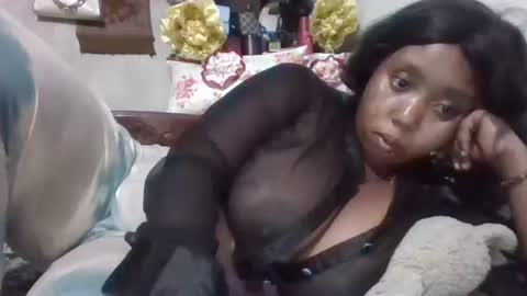 tatianahery online show from April 24, 6:43 pm