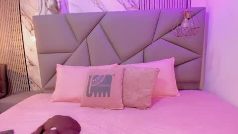 Snapshot of tatihornyy chatting on July 16, 11:05 am TATI online show from July 16, 11:05 am